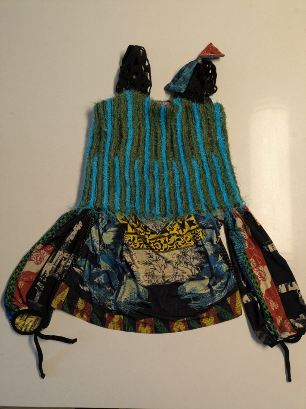 Save the Queen Mesh Print Cowl Neck Top sz Small | Italian Whimsigoth Fairy - Picture 2 of 10